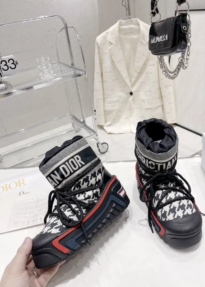 hype Christian Dior Boots