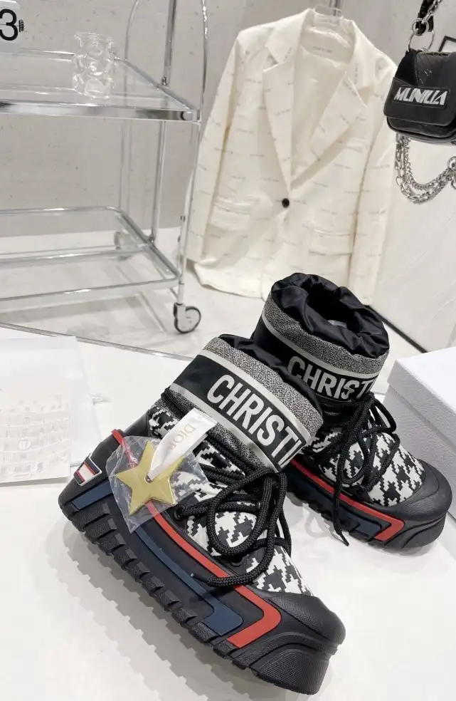 hype Christian Dior Boots