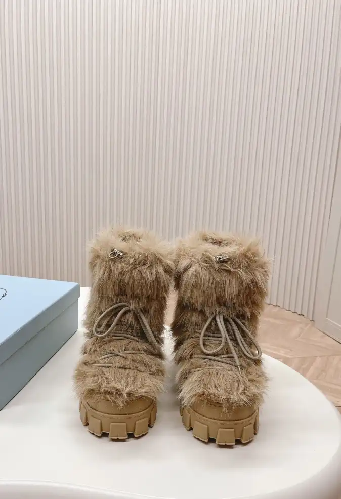 hype Prada Boots