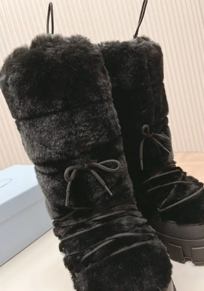 hype Prada Boots