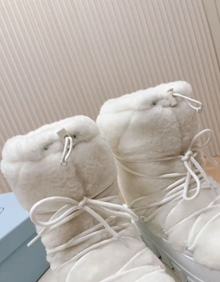 hype Prada Boots