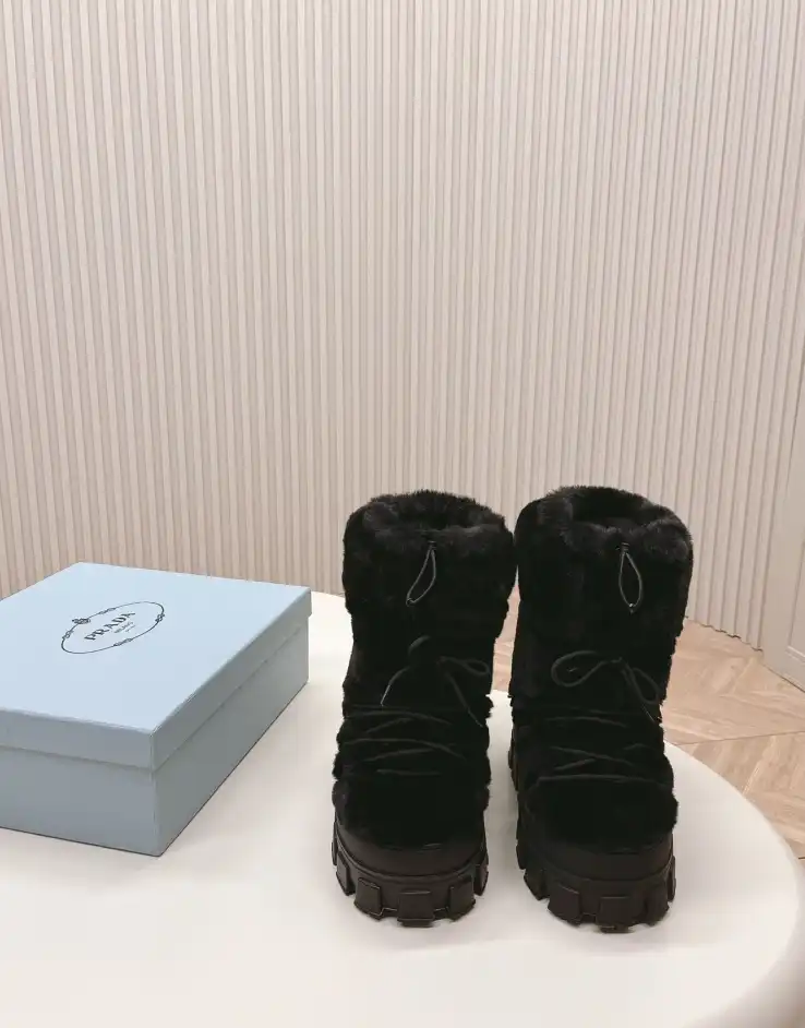 hype Prada Boots