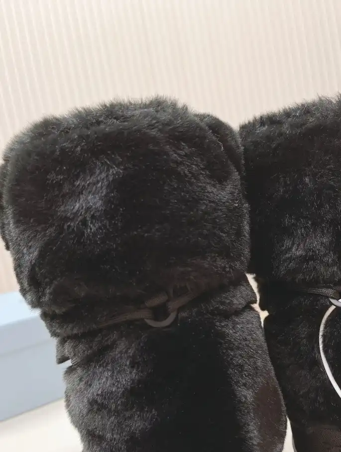 hype Prada Boots