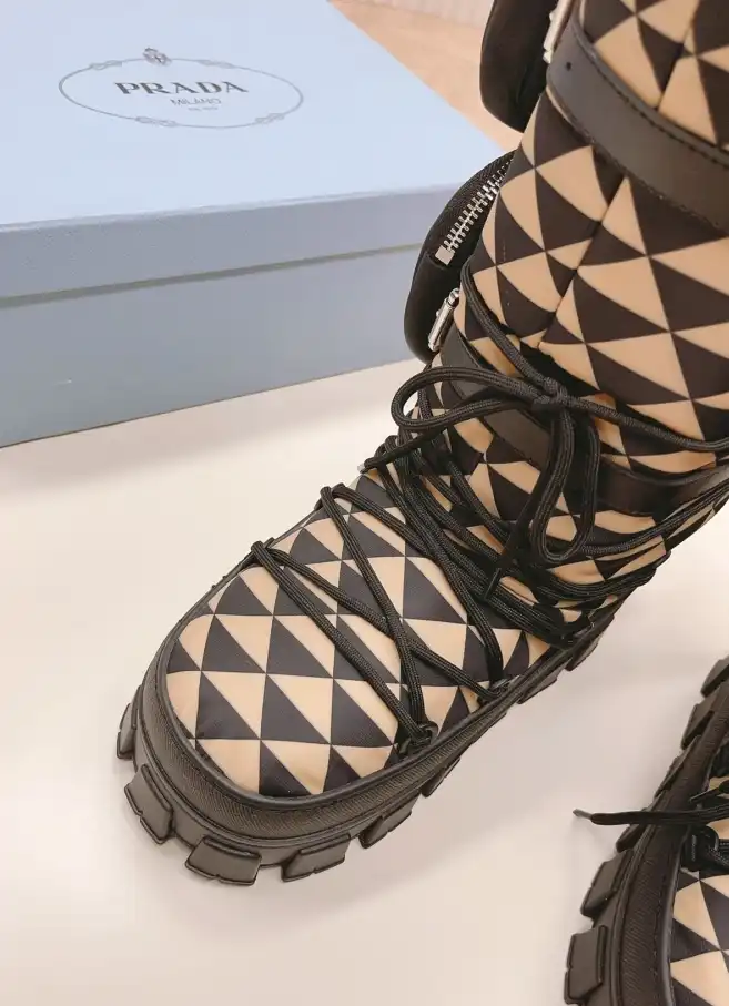 hype Prada Boots