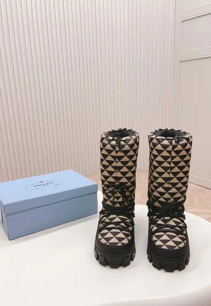 hype Prada Boots