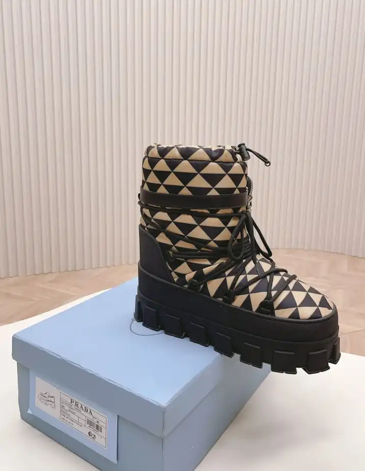 hype Prada Boots