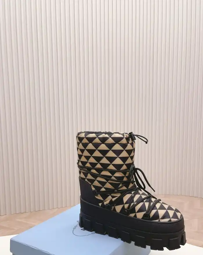 hype Prada Boots