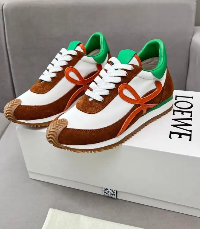 hype Loewe Sneakers