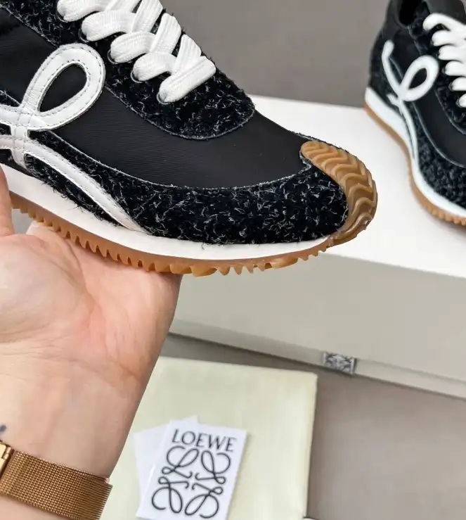 hype Loewe Sneakers