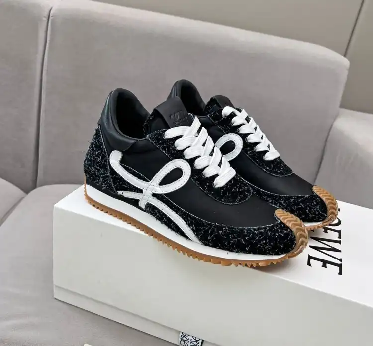 hype Loewe Sneakers