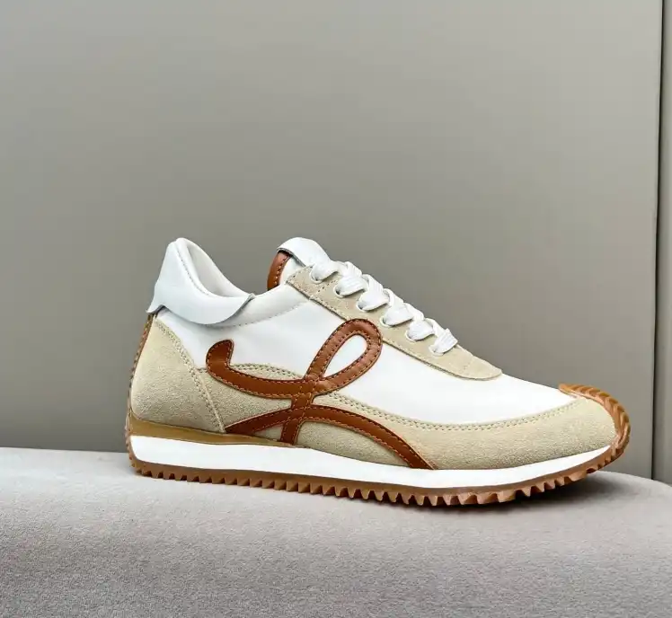 hype Loewe Sneakers