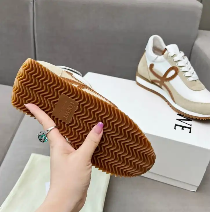 hype Loewe Sneakers