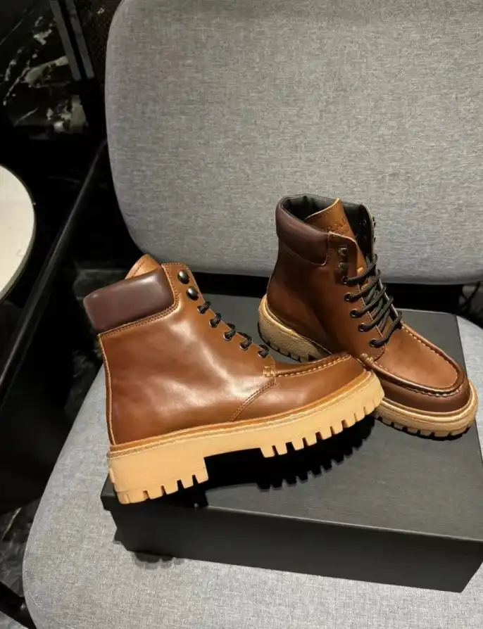 hype Prada Boots