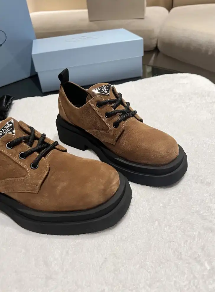 hype Prada Leather Shoes