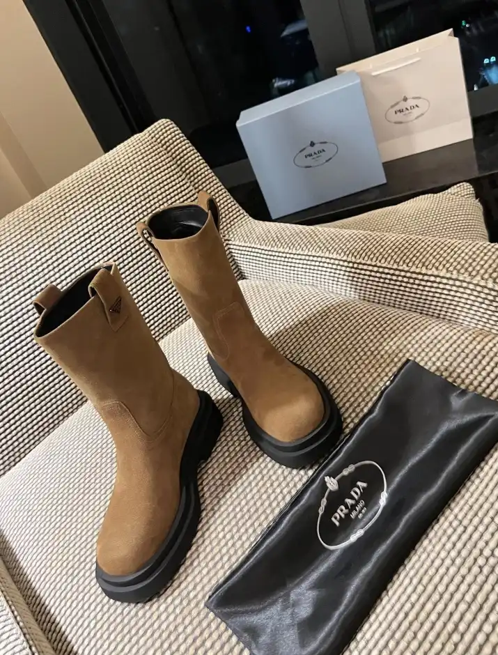 hype Prada Boots