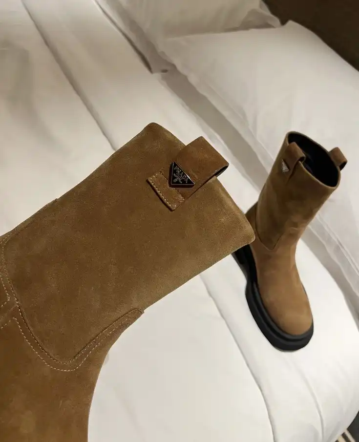 hype Prada Boots