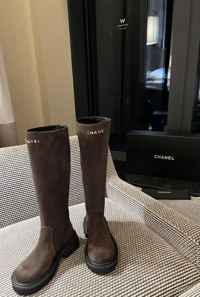 hype Chanel Boots