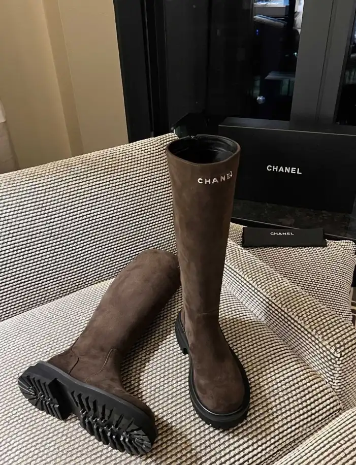 hype Chanel Boots