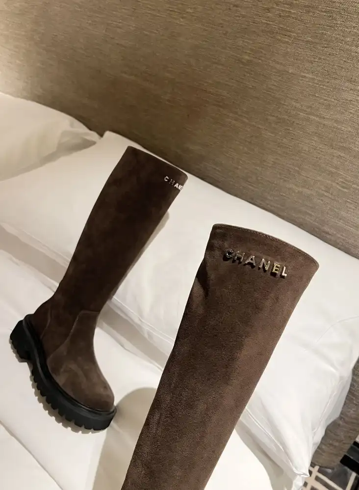 hype Chanel Boots