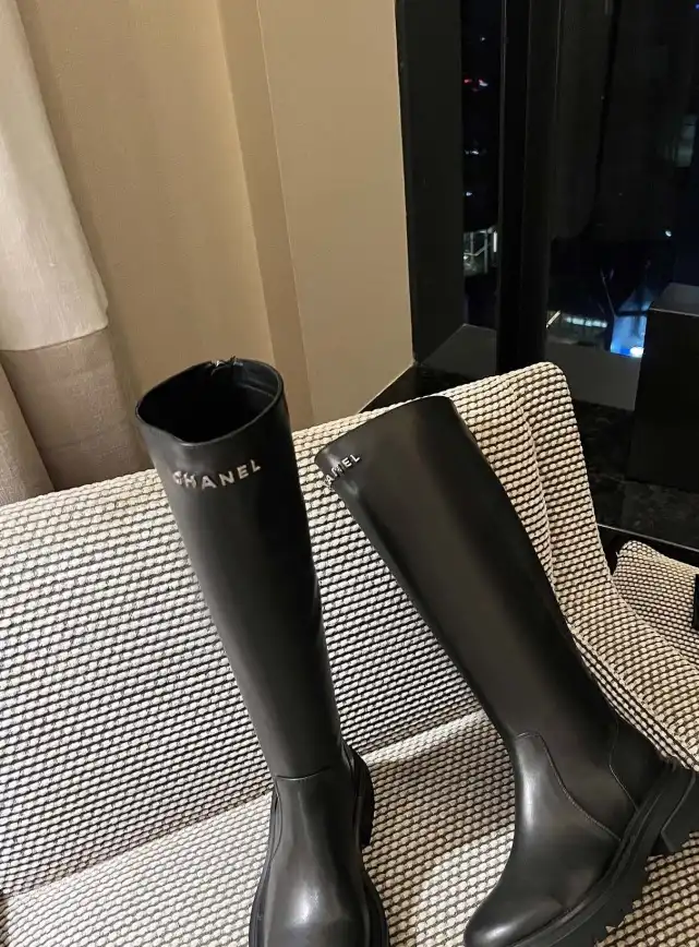 hype Chanel Boots