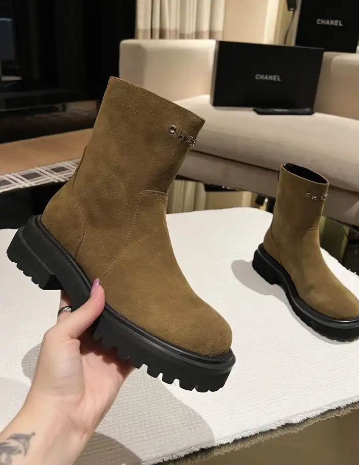 hype Chanel Boots