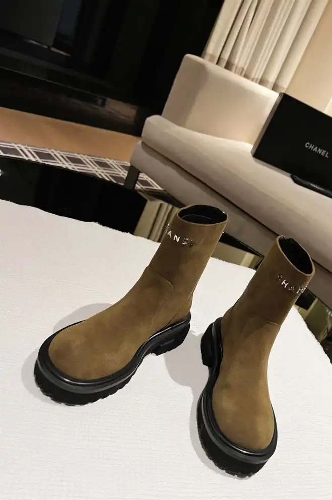 hype Chanel Boots