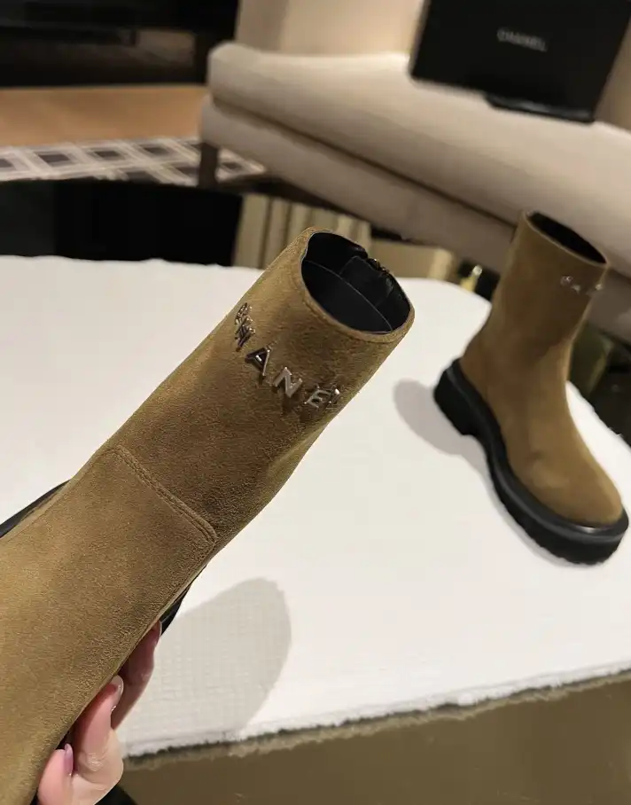 hype Chanel Boots