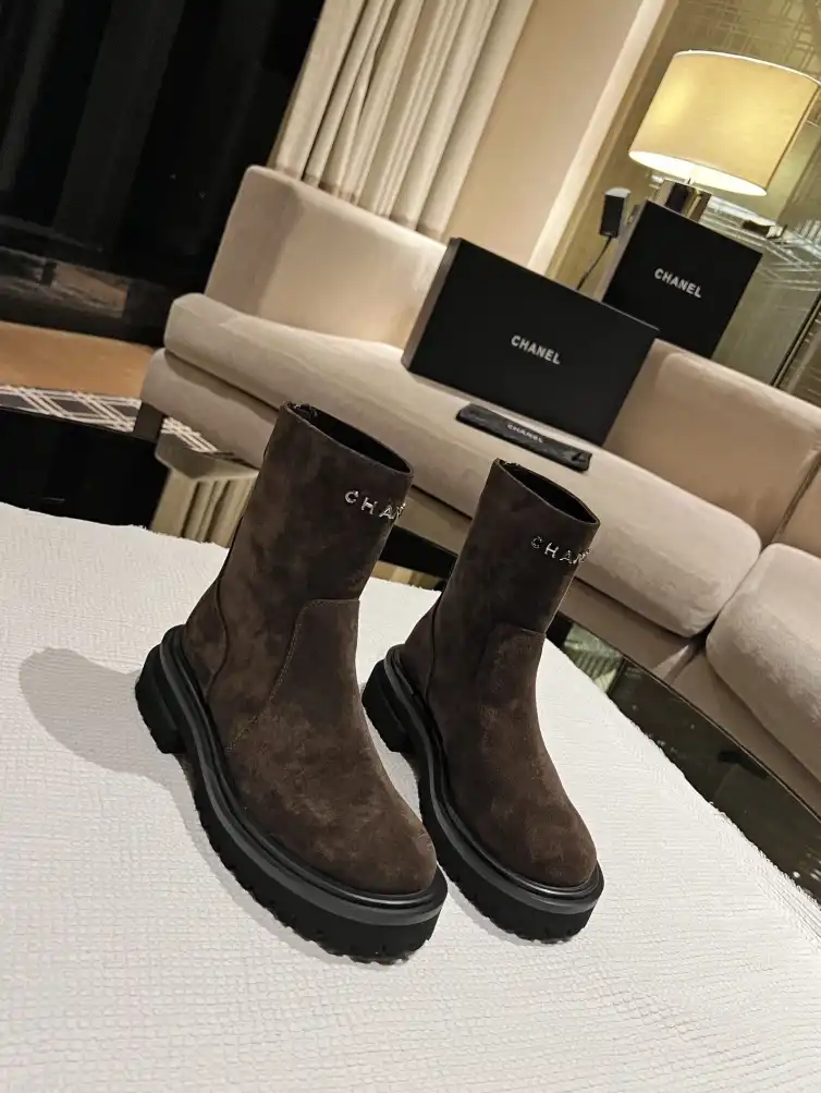 hype Chanel Boots