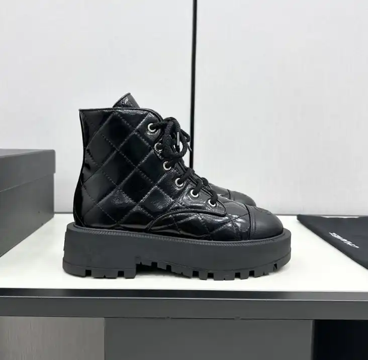 hype Chanel Boots