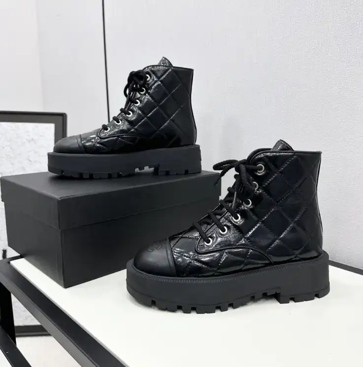 hype Chanel Boots