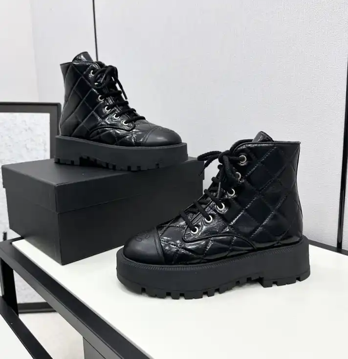 hype Chanel Boots