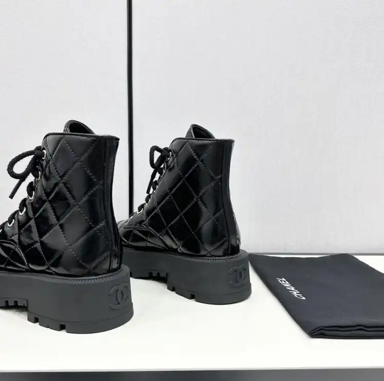 hype Chanel Boots