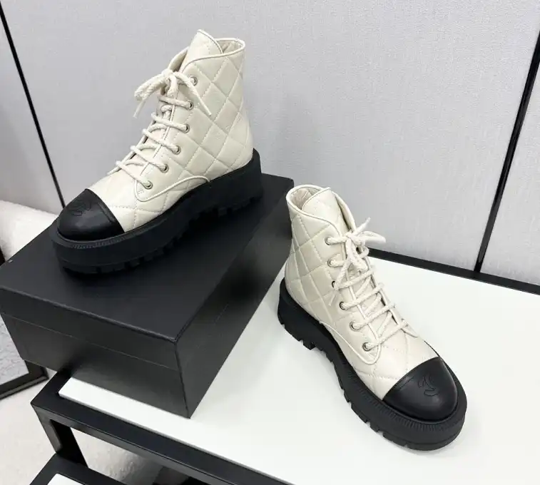 hype Chanel Boots