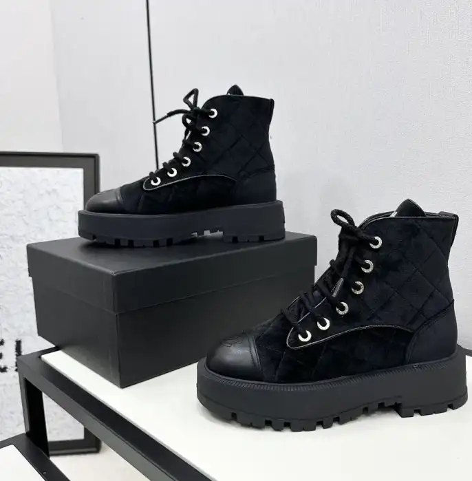 hype Chanel Boots