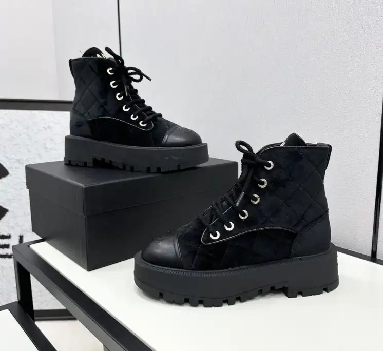 hype Chanel Boots