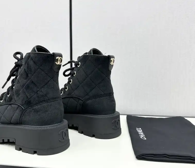 hype Chanel Boots