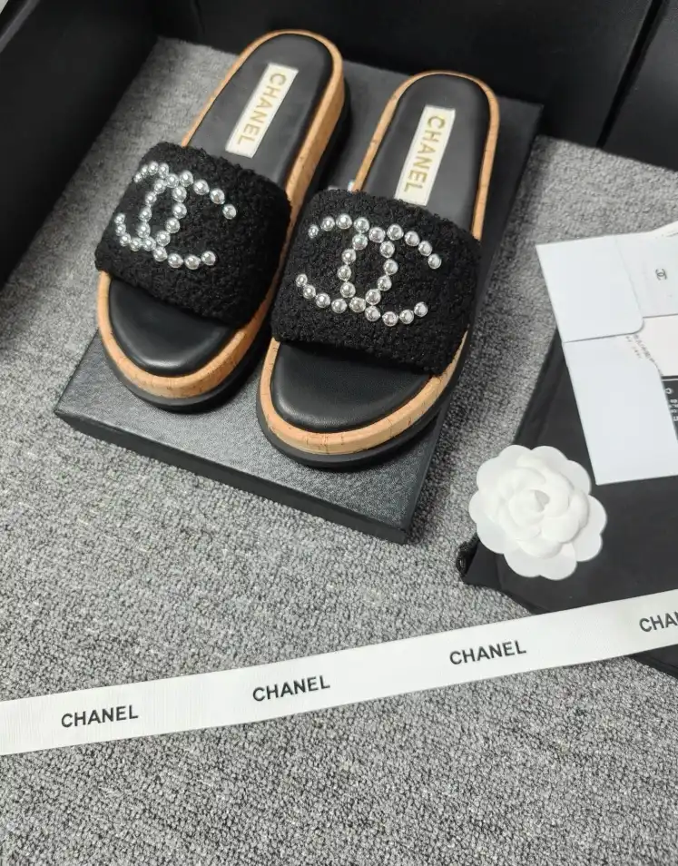 hype Chanel Slippers