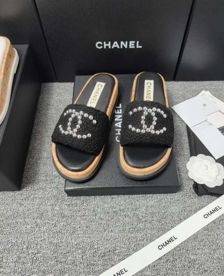 hype Chanel Slippers