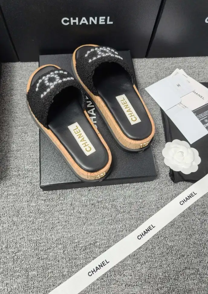 hype Chanel Slippers