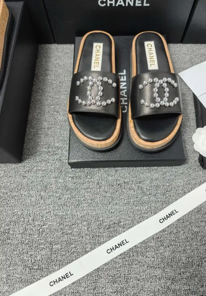 hype Chanel Slippers