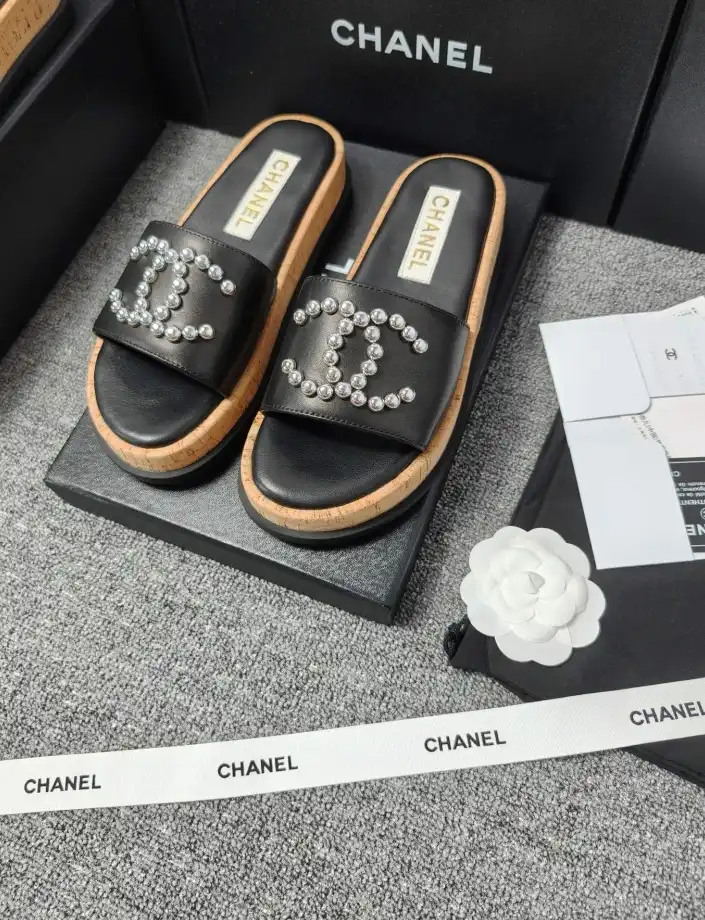 hype Chanel Slippers