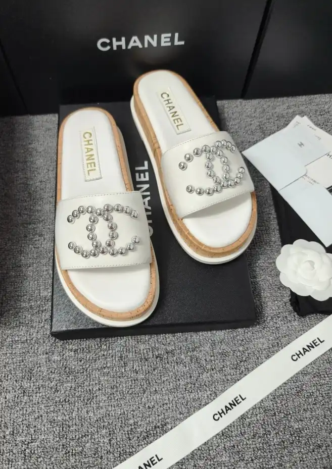 hype Chanel Slippers