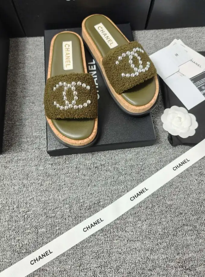 hype Chanel Slippers