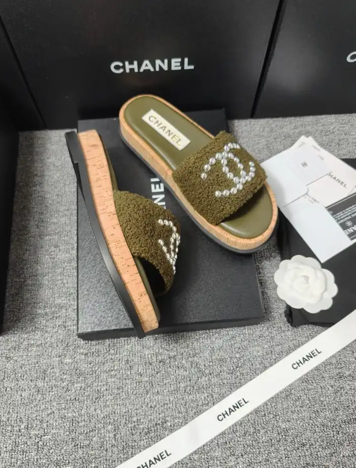 hype Chanel Slippers