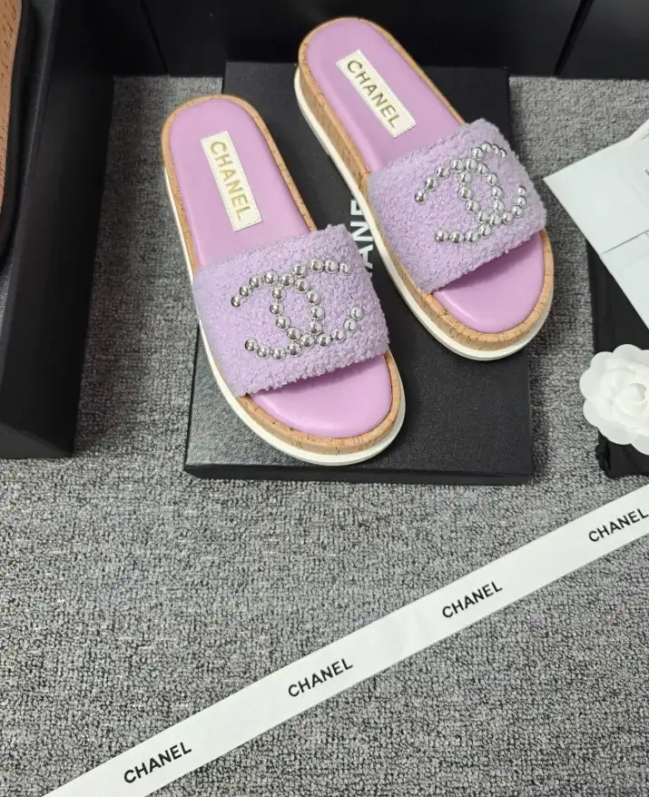 hype Chanel Slippers