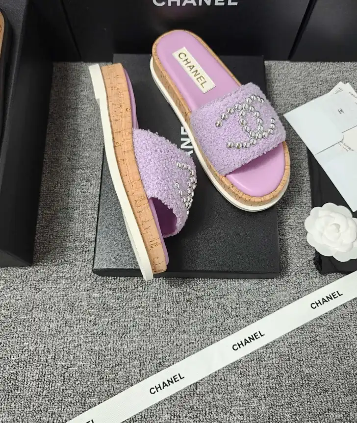 hype Chanel Slippers