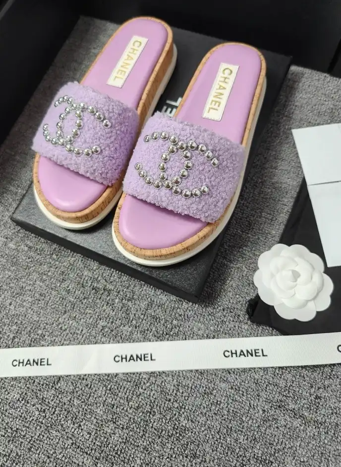 hype Chanel Slippers