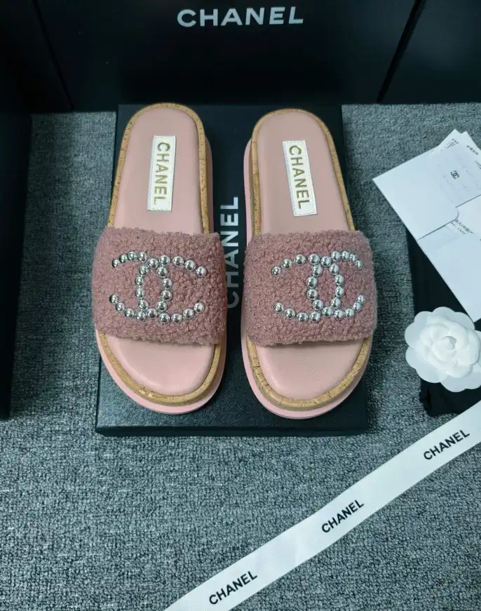 hype Chanel Slippers