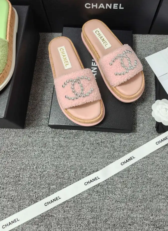 hype Chanel Slippers