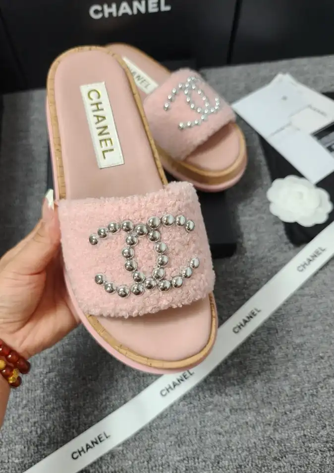 hype Chanel Slippers